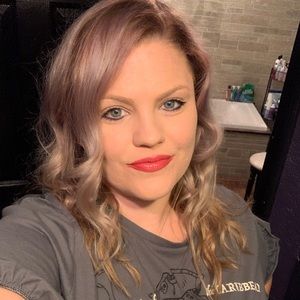 Meet your Posher, Sally